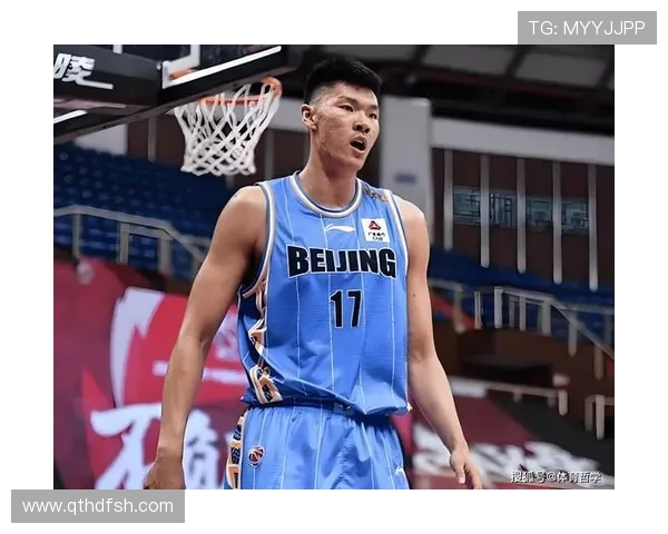 范子铭半场仅打七分钟四投全失罚球中一状态低迷引热议赛场表现