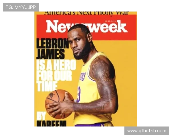 詹姆斯身披亚利桑那配色LBJ23砍下26分9板10助3断演绎全能篮球之夜